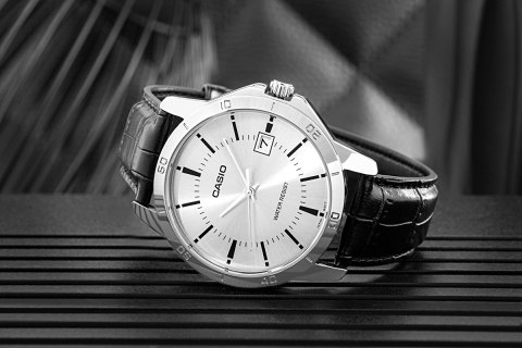 Zegarek Męski Casio Srebrny Pasek Skóra Retro BOX