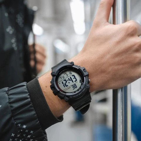 Zegarek męski Casio ILLUMINATOR AE-1500WH-1A sportowy stoper alarm