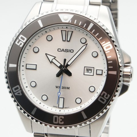 Zegarek Casio Collection MDV-107D-7AVEF