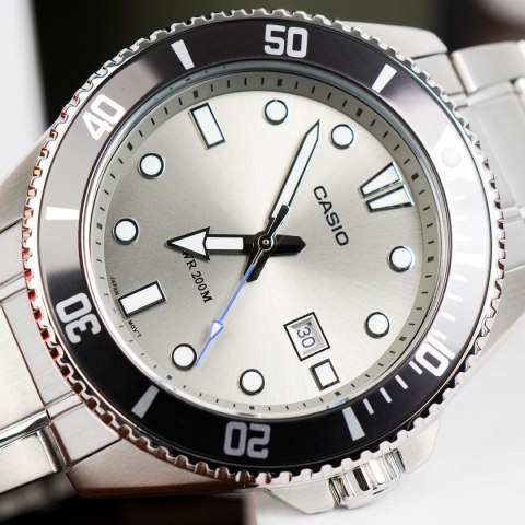 Zegarek Casio Collection MDV-107D-8AVEF