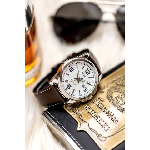 Zegarek męski Casio MTP-1314L-7AVEF pasek skórzany dataownik
